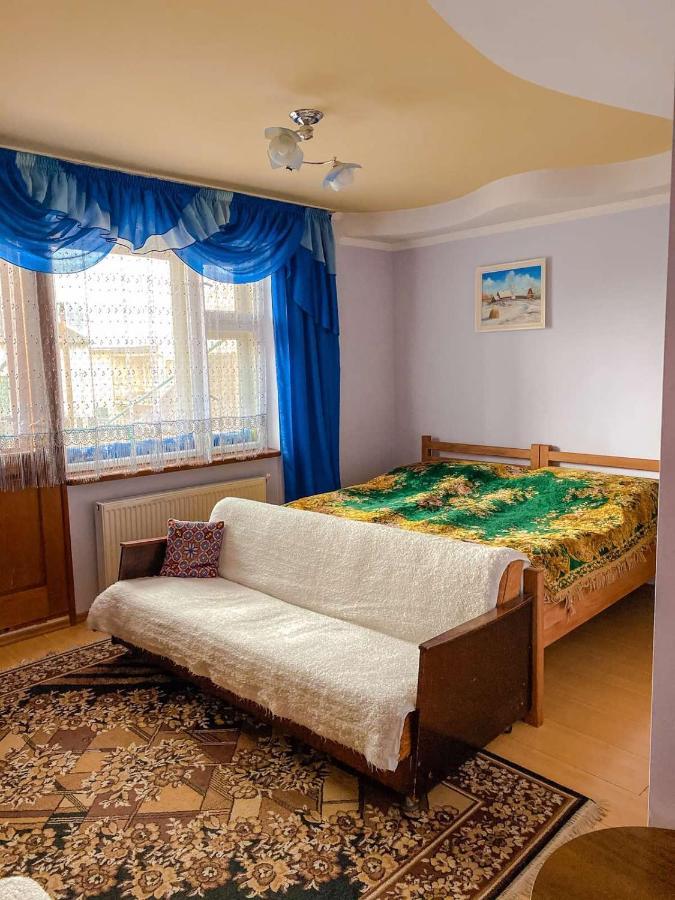 Domashnya Saduba Hotel Muncaci Exterior foto
